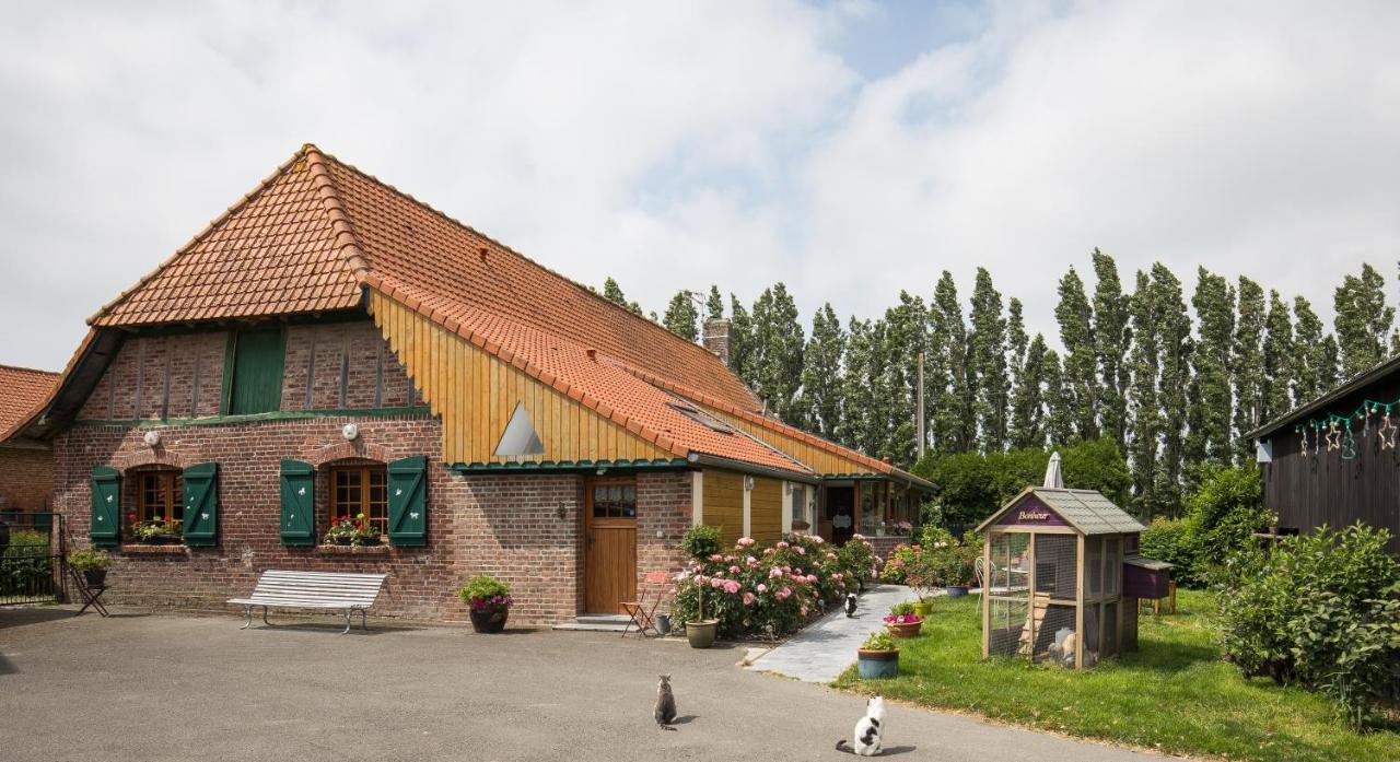 Vila Gite De La Ferme Des Crins Blancs Hazebrouck Exteriér fotografie