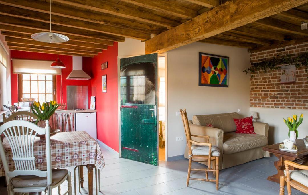 Vila Gite De La Ferme Des Crins Blancs Hazebrouck Exteriér fotografie
